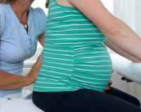 Behandlung-schwangere-Frau